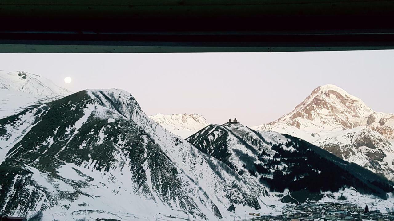 Rustaveli St11 Ξενοδοχείο Kazbegi Εξωτερικό φωτογραφία